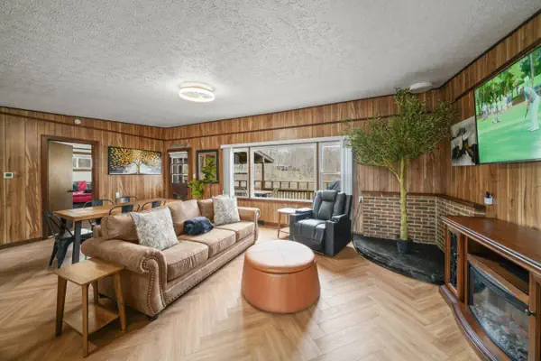 Photo 1 - Red Fox Run & Hawk's Haven At Heron Hill Retreat!