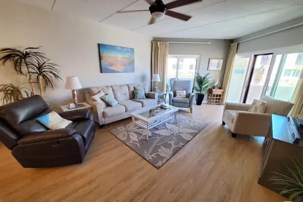 Photo 1 - Island House F116