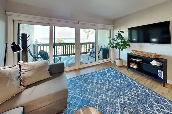 Photo 1 - Island House by Distinctive Beach Rentals