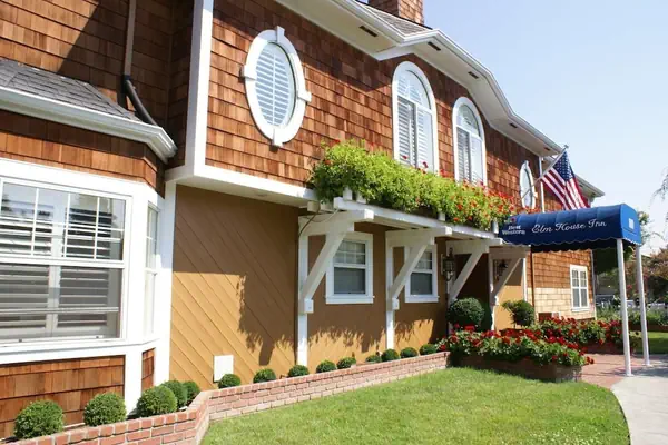 Photo 1 - Elm House Inn