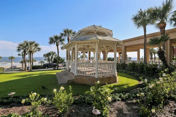 Photo 1 - Luis' Lair by Ryson Vacation Rentals