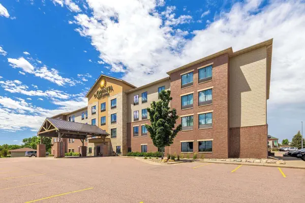 Photo 1 - La Quinta Inn & Suites by Wyndham Sioux Falls