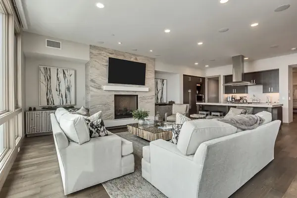 Photo 1 - Premium Five Bedroom Suite 5 Apartment Hotel by Redawning