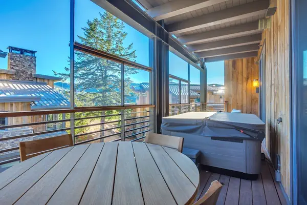Photo 1 - Premium Three Bedroom 3 Apartment Hotel by RedAwning