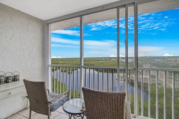 Photo 1 - Beach & Tennis 5001