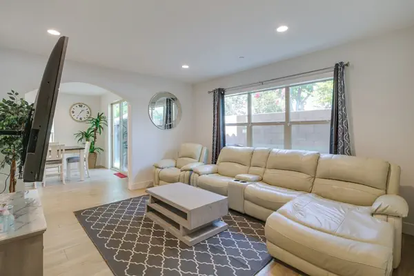 Photo 1 - Pet-friendly Paramount Home, 16 Mi to Los Angeles!