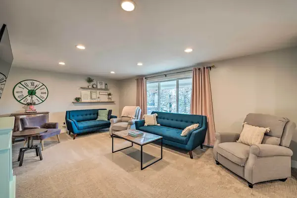 Photo 1 - Spacious Layton Retreat w/ Private Hot Tub!