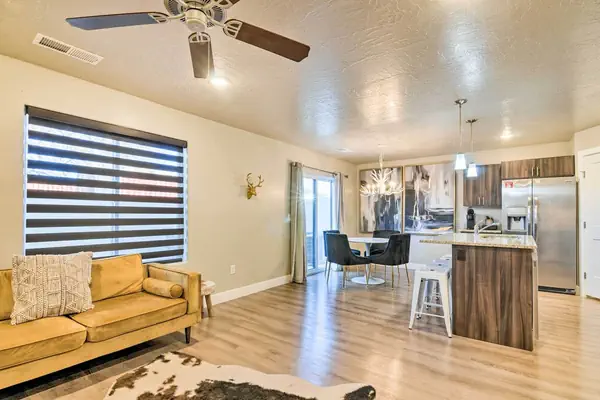 Photo 1 - Townhome in Heart of Kanab + Fire Pit