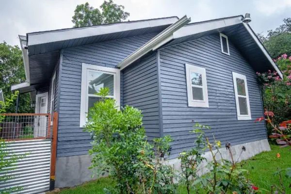 Photo 1 - Remodeled Modern 1BR 1BA Apt Near Downtown 5min Pearl