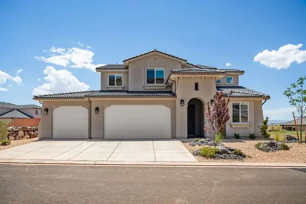 Photo 1 - Red Rock Retreat 5 Bedroom Home