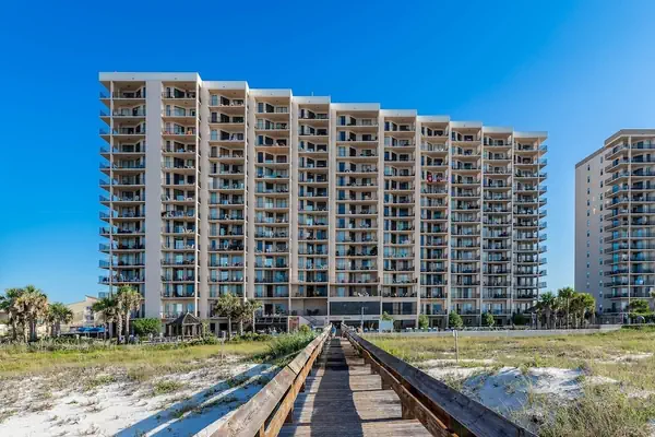 Photo 1 - Phoenix East 1406 3 Bedroom Condo by Redawning