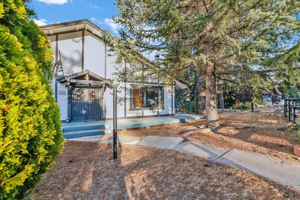 Photo 1 - 2330-maple Leaf Retreat 2 Bedroom Chalet by RedAwning