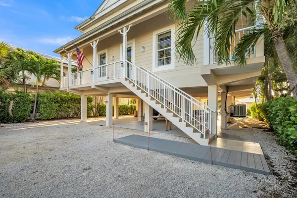 Photo 1 - Mojito Breeze Getaway 4 Bedroom Home by Redawning