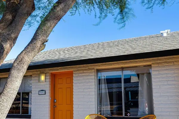 Photo 1 - Campbell Phoenix 4 Bedroom Home by RedAwning