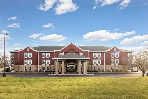 Photo 1 - Redwood Lodge