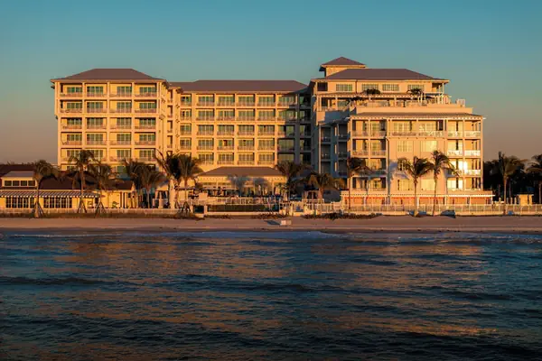 Photo 1 - Naples Beach Club, A Four Seasons Resort