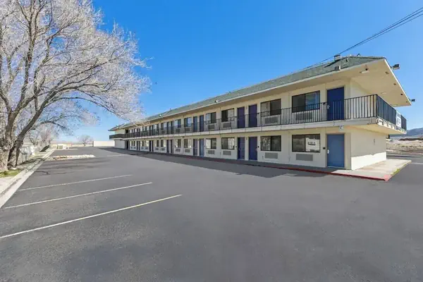 Photo 1 - Park Inn by Radisson, Wells
