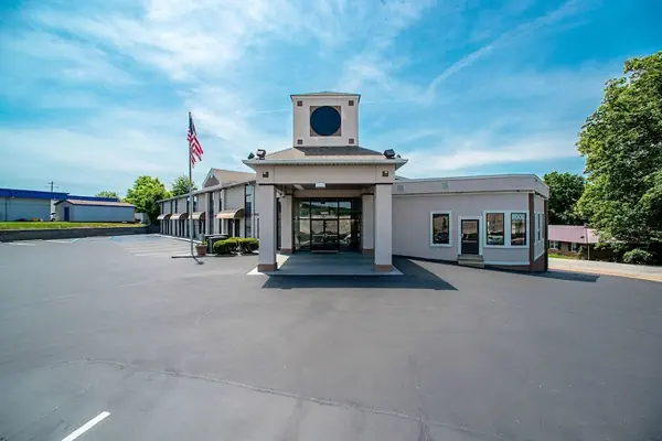 Photo 1 - Quality Inn Near Six Flags St. Louis