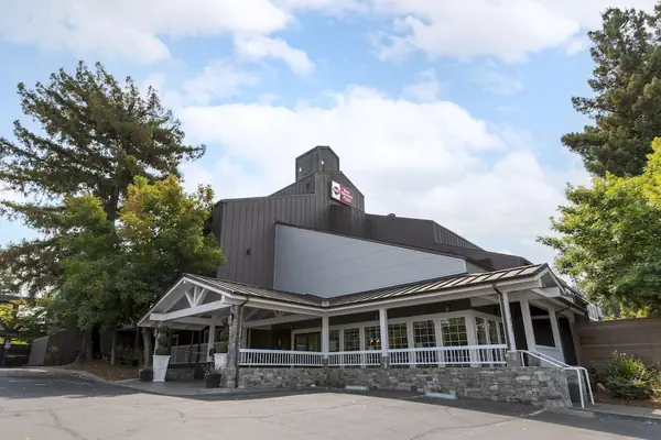 Photo 1 - Best Western Plus Inn At The Vines