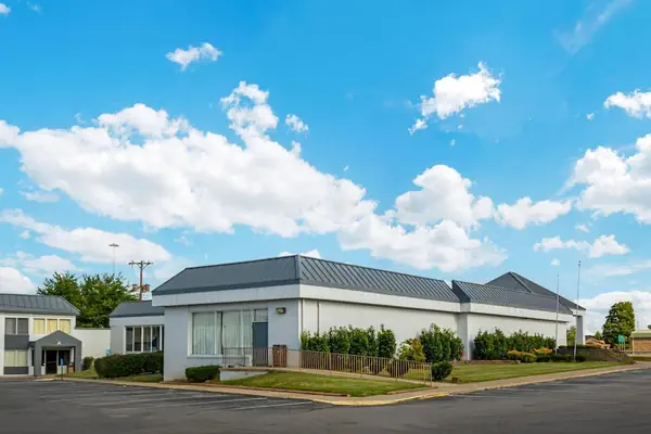 Photo 1 - Baymont by Wyndham Richmond KY