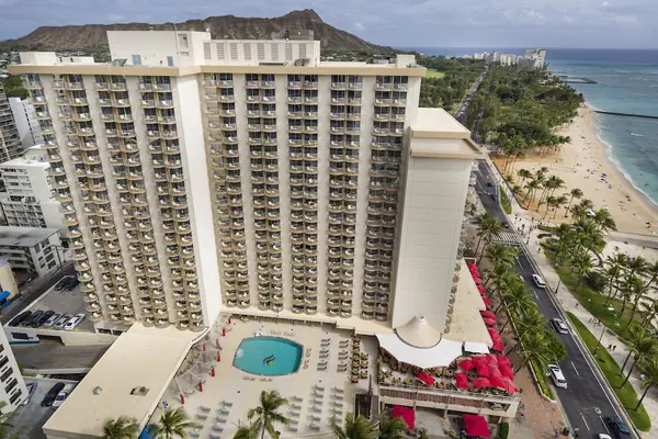 Photo 1 - The Twin Fin Hotel
