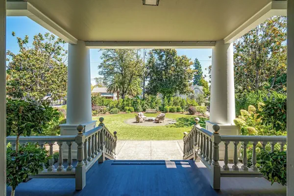 Photo 1 - White House Napa