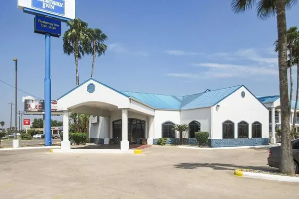 Photo 1 - Rodeway Inn San Juan