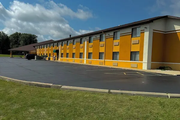 Photo 1 - Quality Inn Sycamore - DeKalb