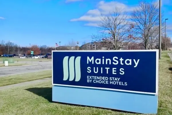 Photo 1 - MainStay Suites Kansas City Overland Park