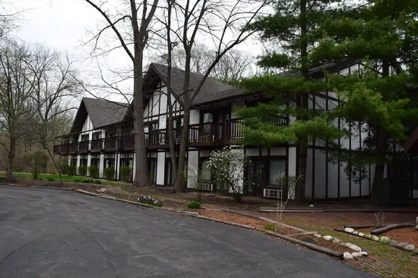 Photo 1 - Spring House Inn