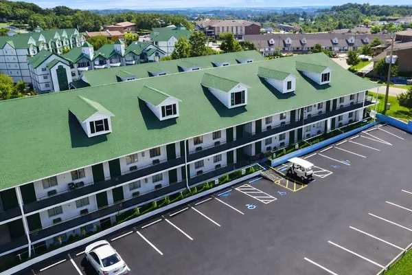 Photo 1 - King Resort