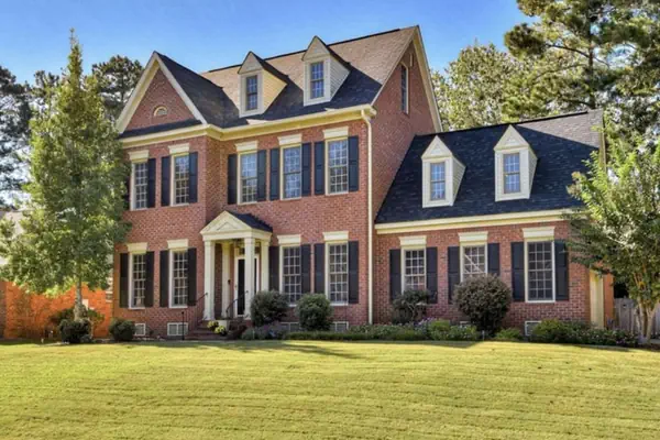 Photo 1 - Stately Stradford Home Masters Rental