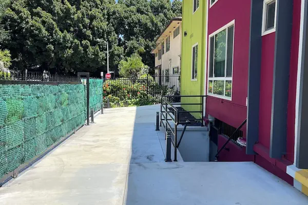 Photo 1 - Quintessence ApartHotel