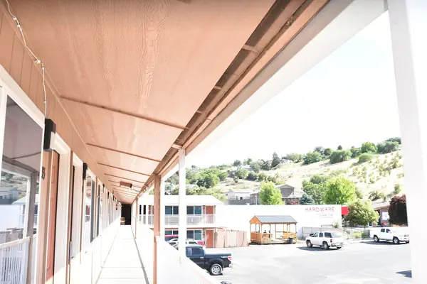 Photo 1 - Arlington inn