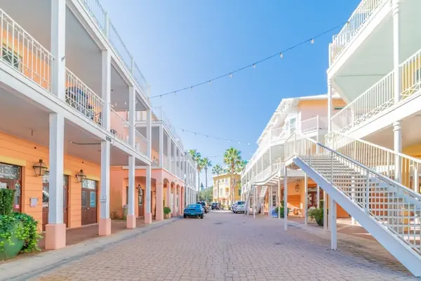 Photo 1 - Sea La Vie 1 Bedroom Condo by RedAwning