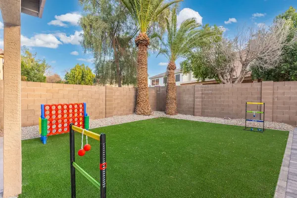 Photo 1 - 5 BD Gilbert Home 4 Min to Downtown