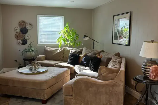 Photo 1 - Luxury Modern Stay - 2000 Sqft