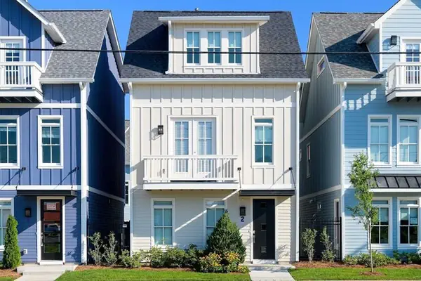 Photo 1 - Stylish Retreat Near Germantown