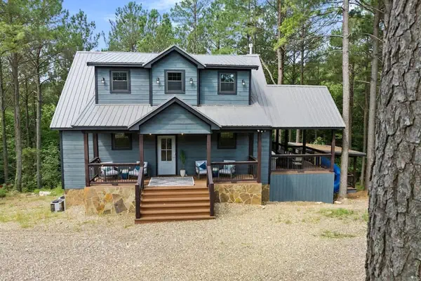 Photo 1 - Family-friendly Broken Bow Cabin w spa Game Room