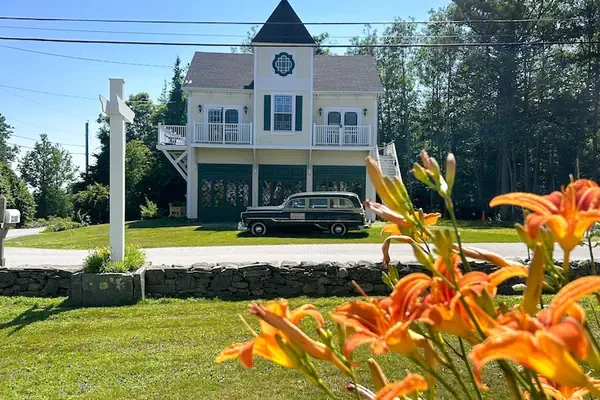 Photo 1 - Hotel Pemaquid