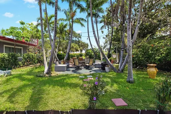 Photo 1 - Pet-friendly 1BR Studio w/ Parking & Bbq, Hollywood