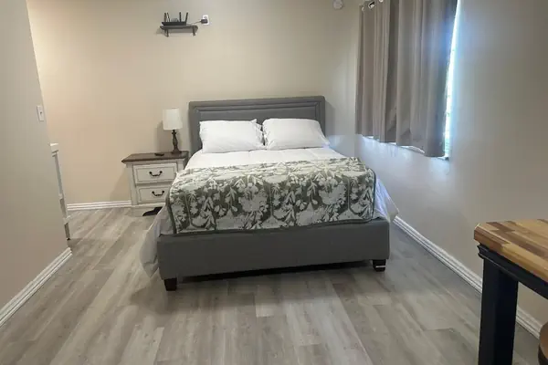 Photo 1 - Oakland Courtyard