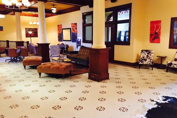 Photo 1 - Hotel LaBonte