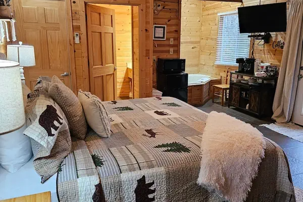 Photo 1 - Honey Bear Haven Suite 5