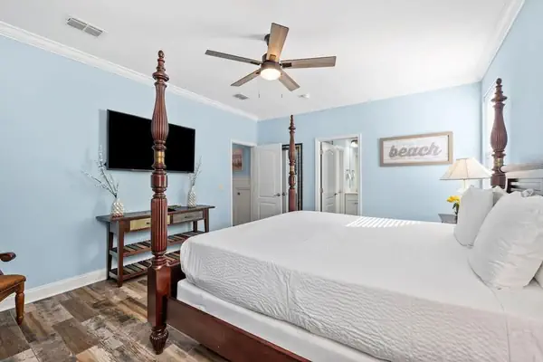Photo 1 - 6BR Beach Home 5-min Walk to Ocean Resort Pool