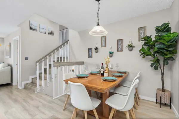 Photo 1 - Chimney Park Retreat King Suite + Fenced Yard