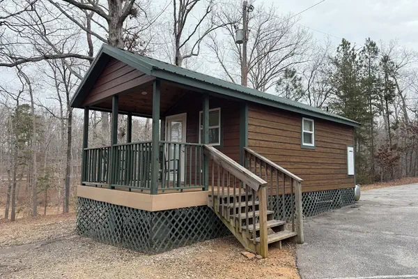 Photo 1 - Unhitched Lake Hartwell