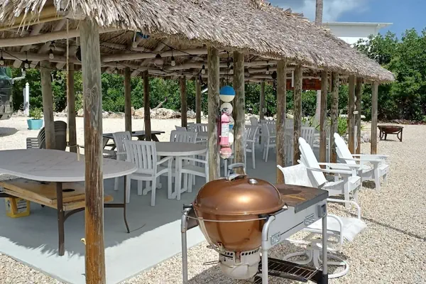 Photo 1 - Bonefish Bay Motel