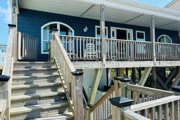 Photo 1 - Sea Biscuit - 4 Br Home