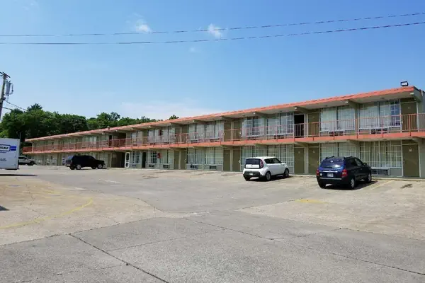 Photo 1 - Hermitage Inn